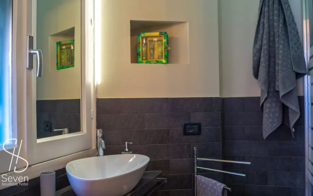 Seven Boutique Hotel