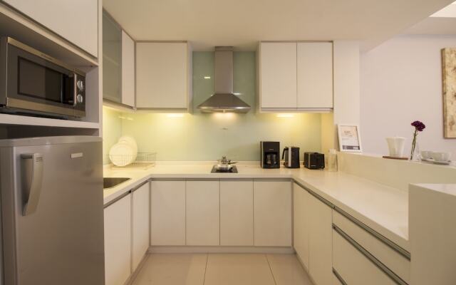 KLCC Suites by Plush
