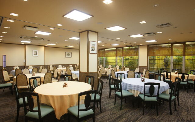 Central Hotel Sasebo