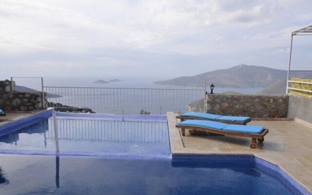 Kalkan 5 Bedrooms Villa Private Pool