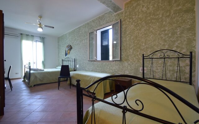 Alba Tra I Pini B&B