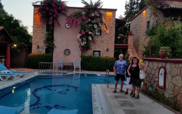 Pinarhan Studio Hotel