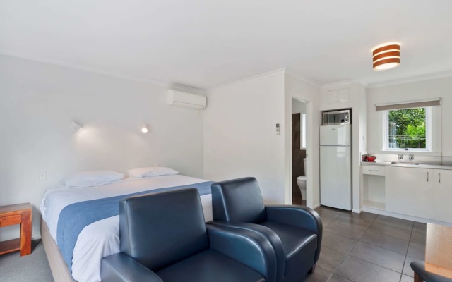 Econo Lodge Westshore Beach – Guest Rooms – Napier