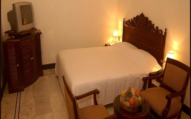 Paradise Isle Beach Resort – Guest Rooms – Malpe