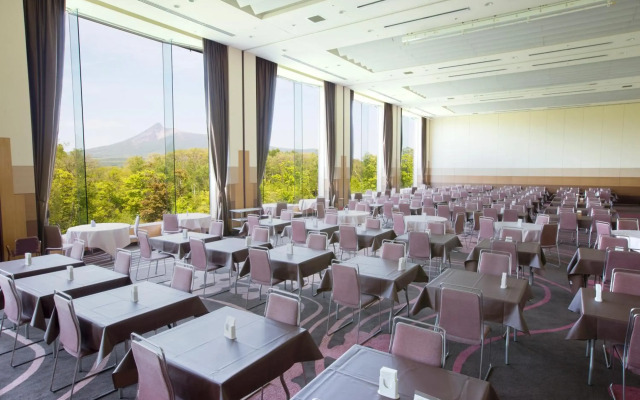 Hakodate Onuma Prince Hotel