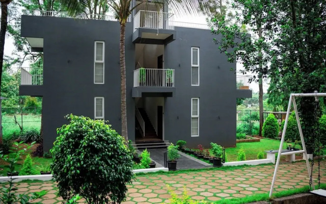 Thavika Silverwood Residence Yelagiri