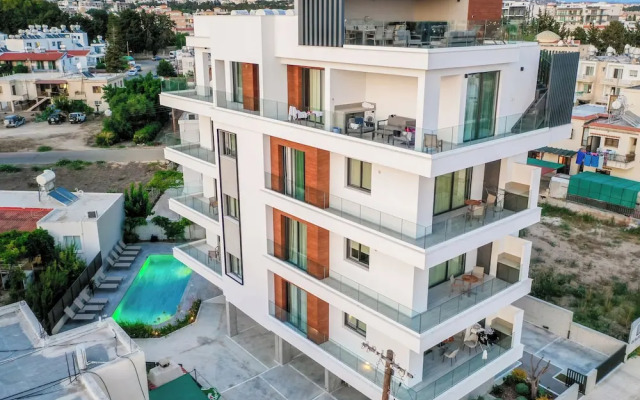 Sanders Olive - Cute 2-bdr Apt With Shared Pool