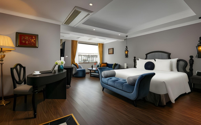 L'Heritage Hotel