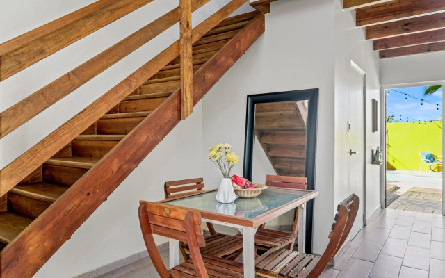 Anaté Beach Apartments, Mangel Alto