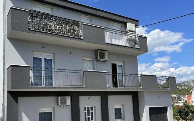 Apartments Antini