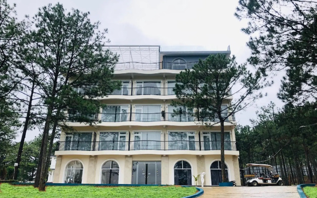 Romeo Juliet Dalat Resort