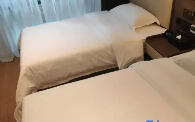 Jiayue Hotel, Jiutian (Hongqiao Branch, Fenghuang Ancient Town)