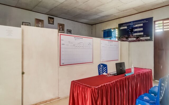 OYO Homes 91148 Homesstay Desa Wisata Bahoi Near Ekowisata Mangrove Desa Bahoi