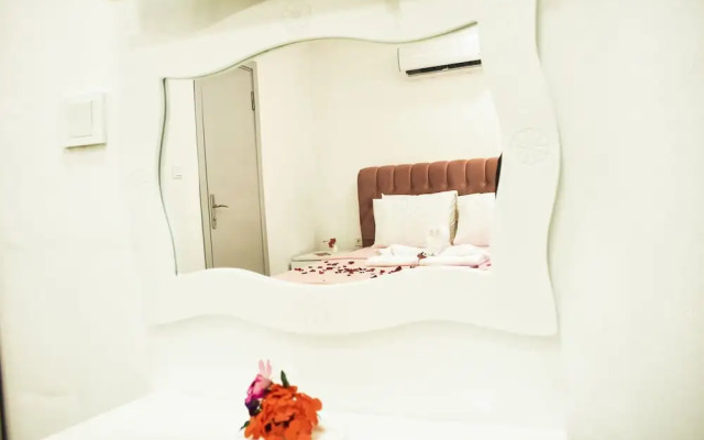 Alacati Butik Otelim