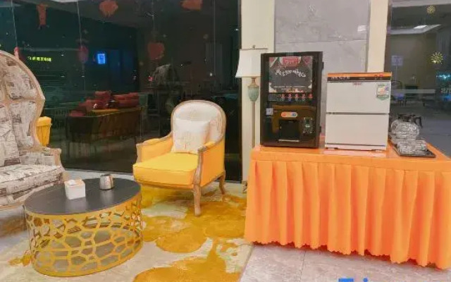 VIP House Hotel (Pinghe store)