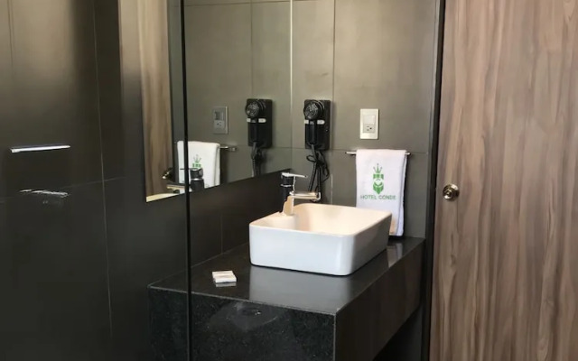 Hotel Conde Alameda - CDMX