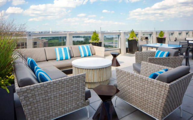 Global Luxury Suites at Crystal City