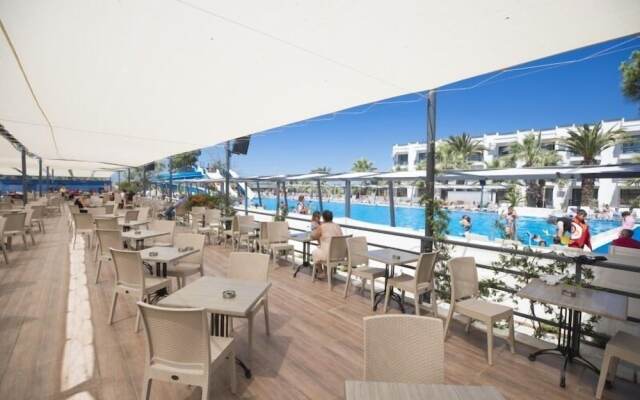 Bonjo Club Resort