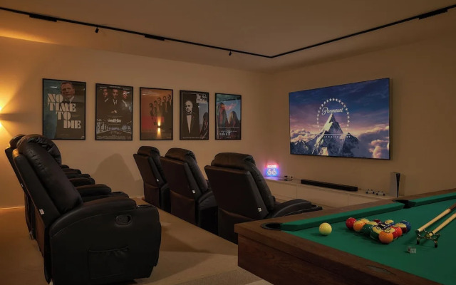 The Nook -luxury Living at the Edge of Tranquility