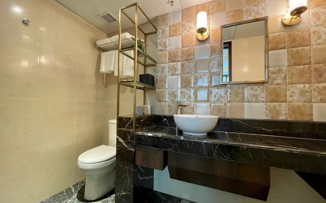 Lander Grand Hotel