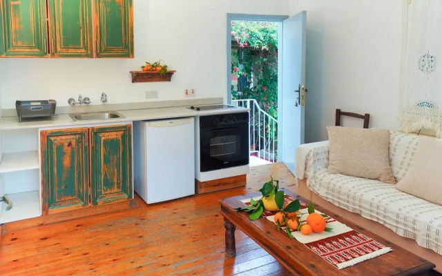 Vasilikos Traditional Holiday Apartments