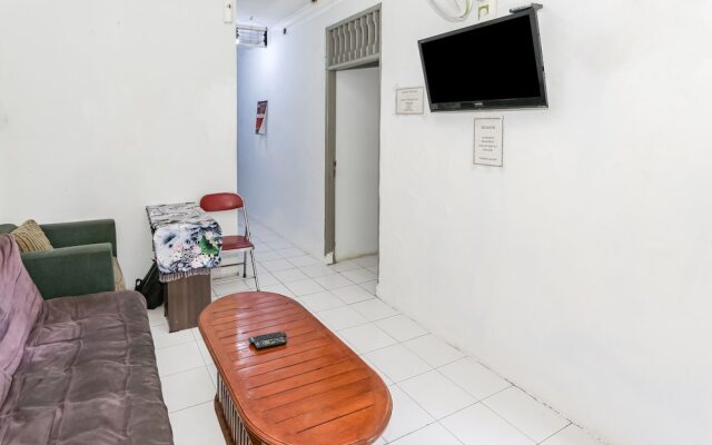 SPOT ON 93515 Pulo Gebang Guest House