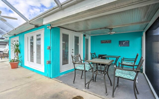 Waterfront Matlacha Home w/ Hot Tub & Grill!