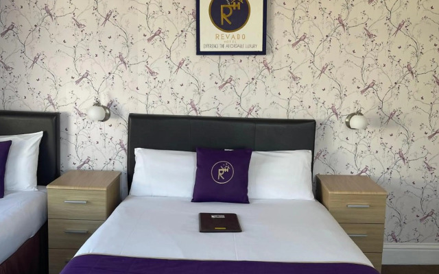 Revado Hotel