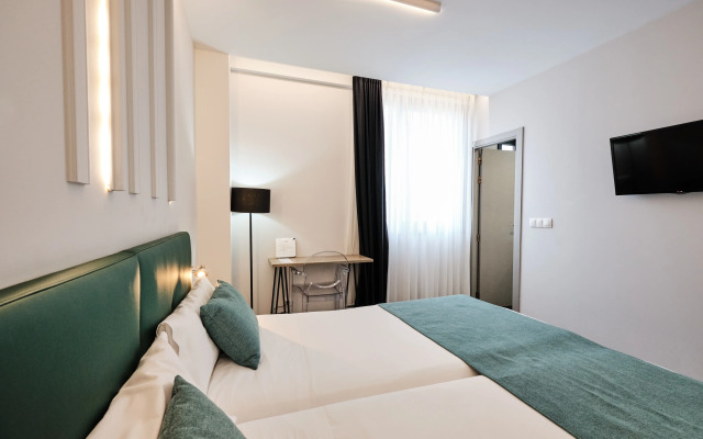 Lux Santiago Hotel