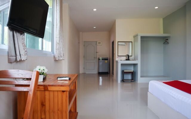 OYO 674 Greenery Home