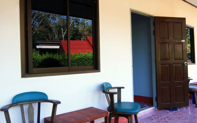 Lanta Nature Beach Resort