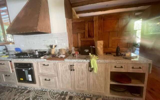 Inviting 10-bed Villa in Urubamba, Cusco, Peru