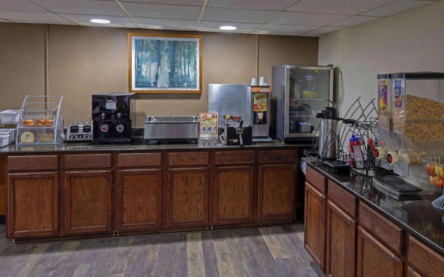 SureStay Plus Hotel by Best Western Somerset