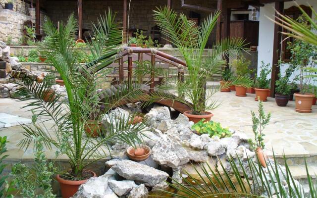Guest Rooms Cheshmata