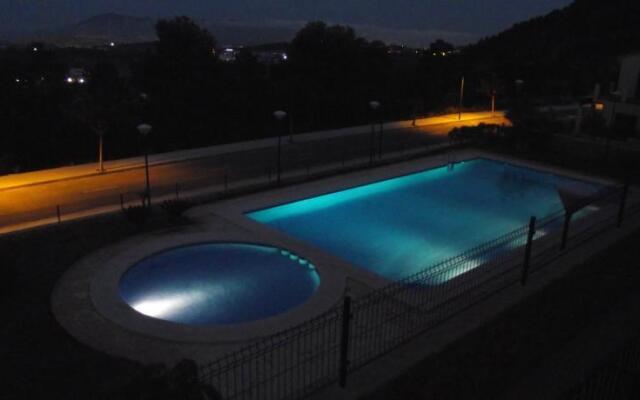 Holiday House
