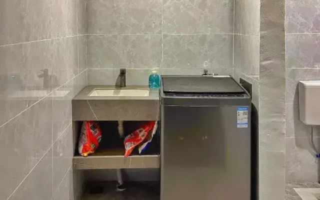 Chenxing Pool Homestay (Sanya West Island Branch)