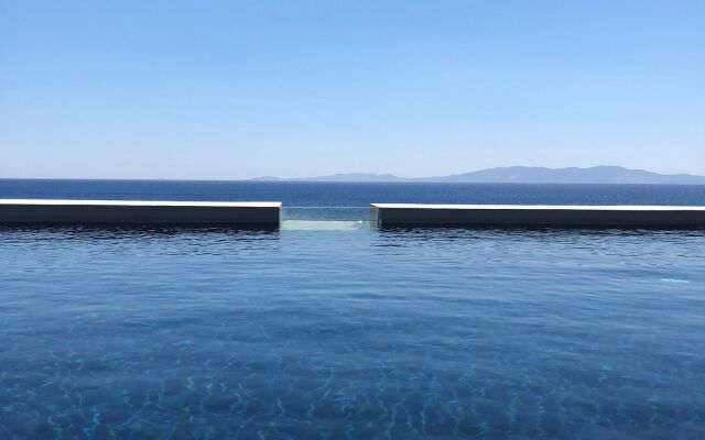Archipelagotinos Sea Front Houses