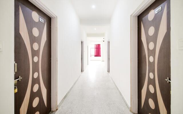 OYO 45931 Hotel Ganesham