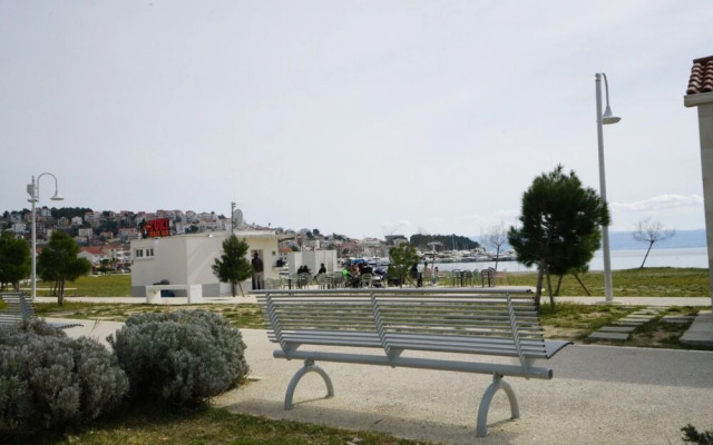 Perla - Modern and Cozy - A1