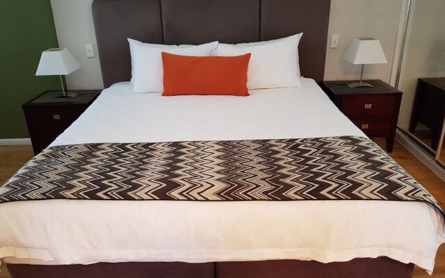 Camelot Boutique Accommodations