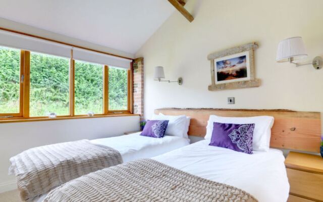 Holiday Home Round Robin