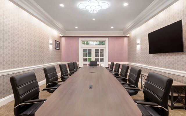 Hampton Inn & Suites Stamford