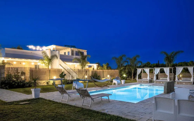 Bilocale con piscina a 500 m dal mare