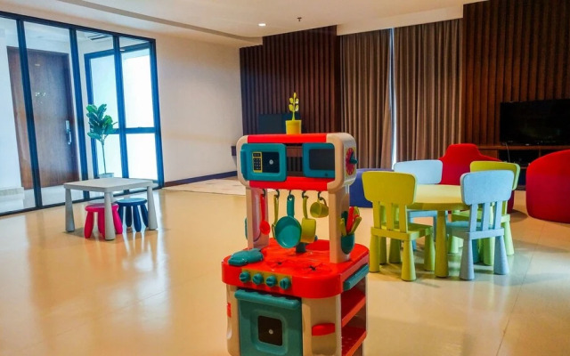 Spacious Elegant 3br Veranda Residence @ Puri Apartment