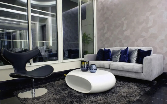 Sodeco Suites