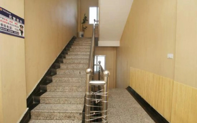 Oyo Youlin Hotel