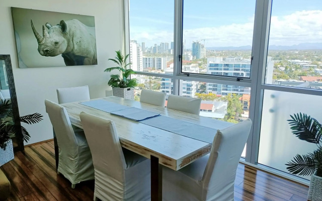 Grand Apartments