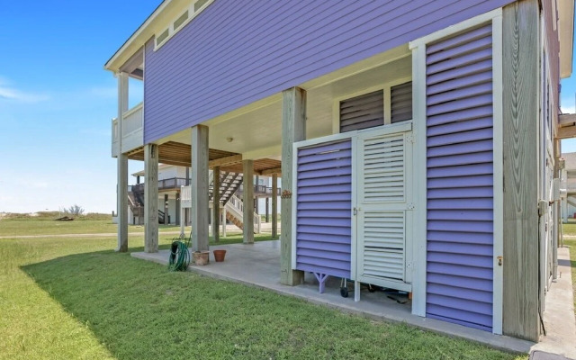 Miss Molly's by RedAwning