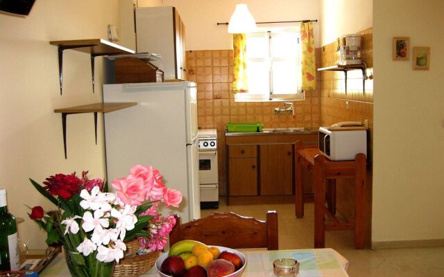 Danae Apartments