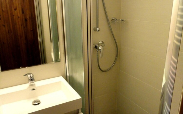 Villa- Caba in K em e